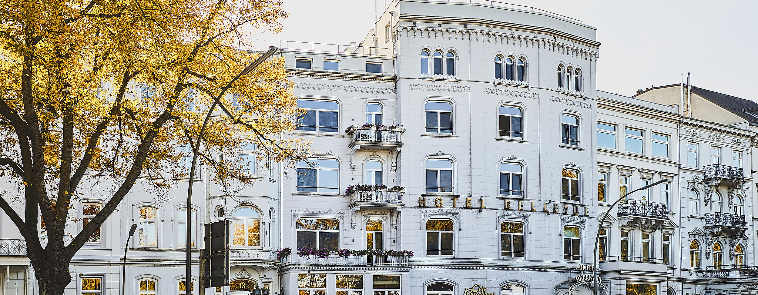 hotel-bellevue_unter-deck_c-2018-thisisjulia-photography-2