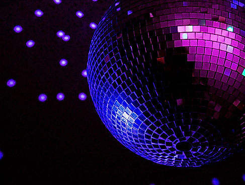 Discokugel-(c)TikievaEvent-