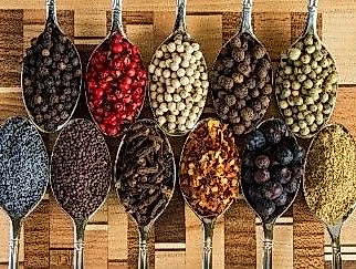 26-01-27 Gewürze & Farben pixabay