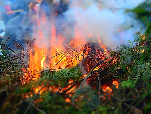 26-04-04 Osterfeuer pixabay