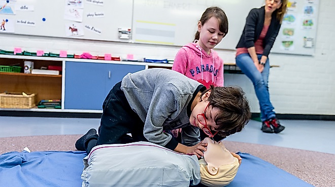Für Schulklassen: Leben retten lernen!