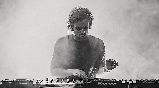 Pfingstdisco mit DJ Flaek