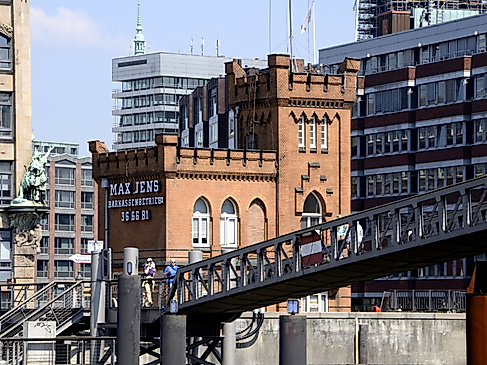 Max Jens Turm