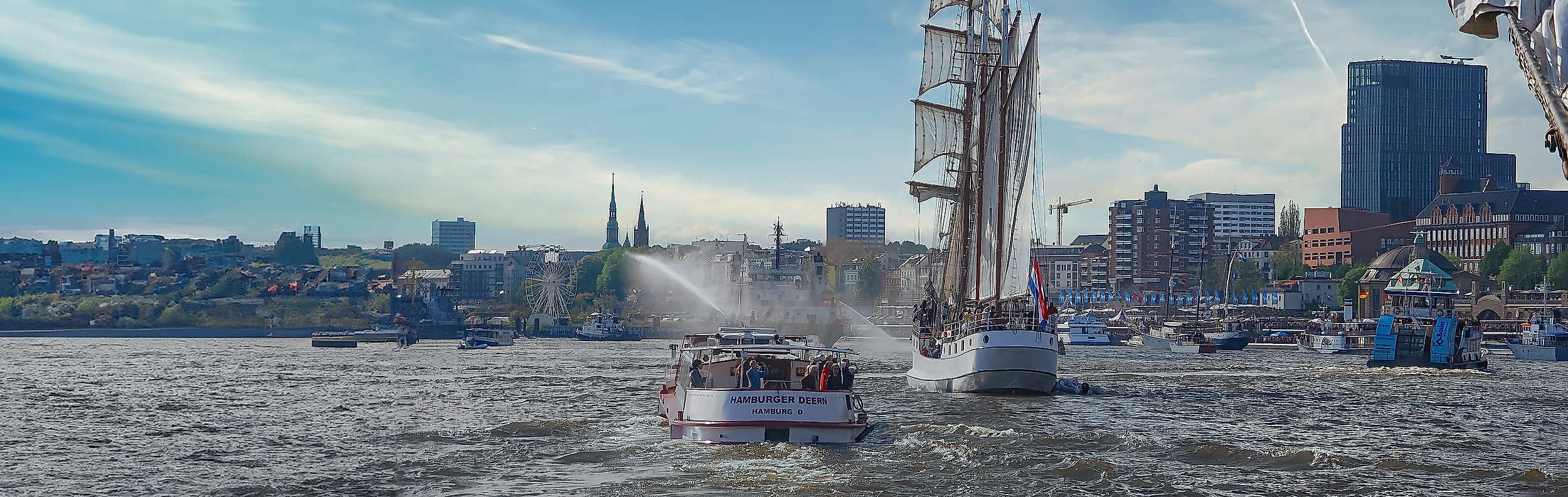 HAFENGEBURTSTAG Einlaufparade Loth Lorien