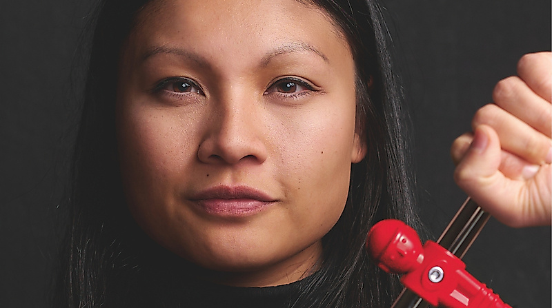 LINH TRAN - „Aus dem Handgelenk – Warum ich Weltmeisterin im Tischkickern werden musste“