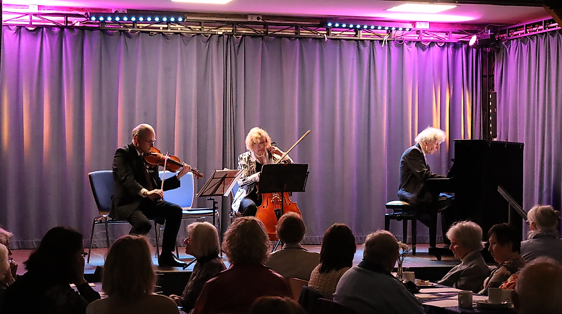 Kaffeehausmusik – Konertz Trio