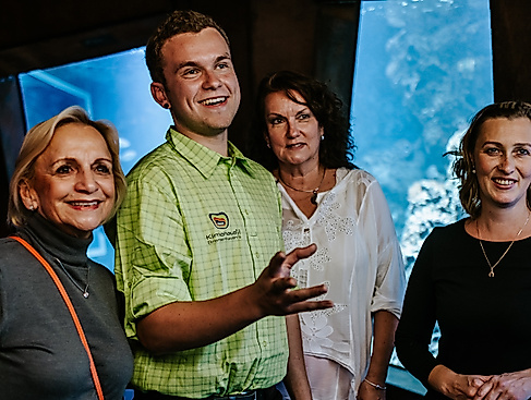 fachkraft für besucherservice