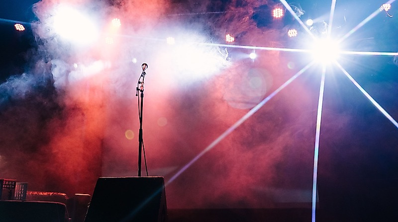 Best of Poetry Slam - Moderner Dichterwettstreit mit fünf Top-Poeten