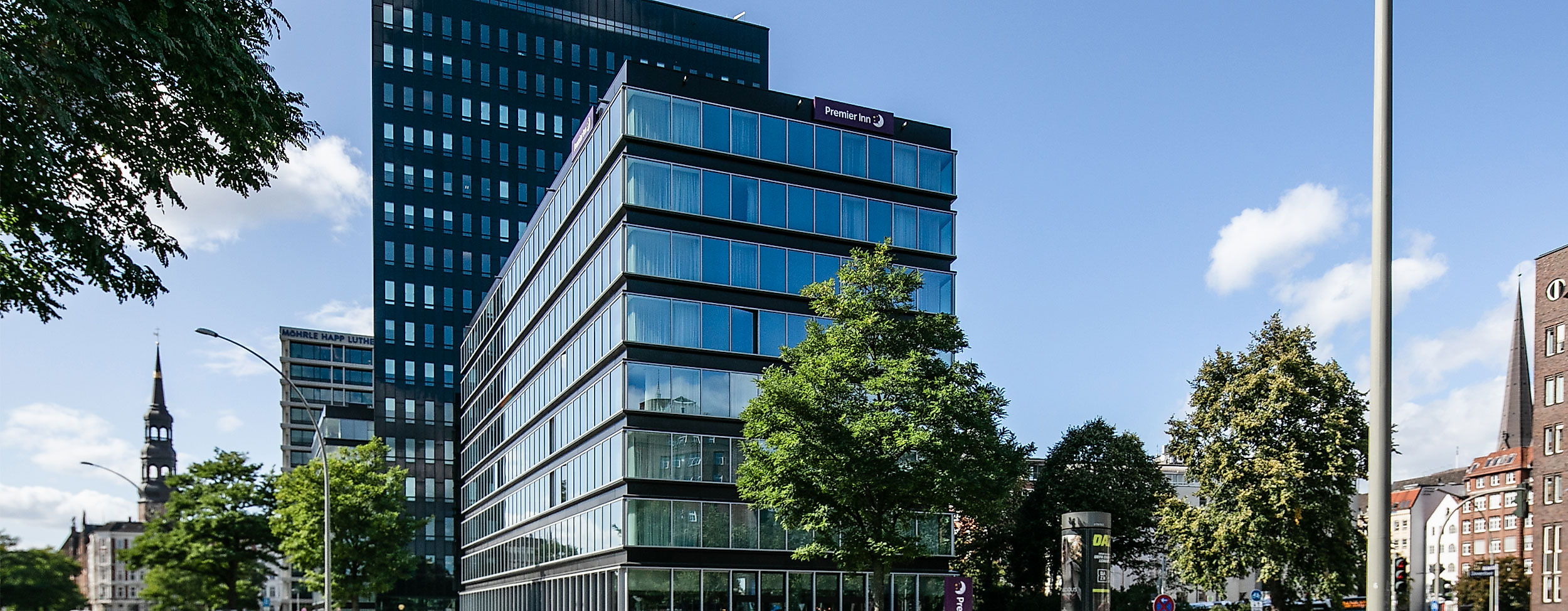 poi-premier-inn-hamburg-web-external_view-2500x1500