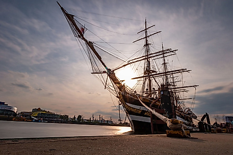 Rickmer Rickmers am Hamburger Hafen
