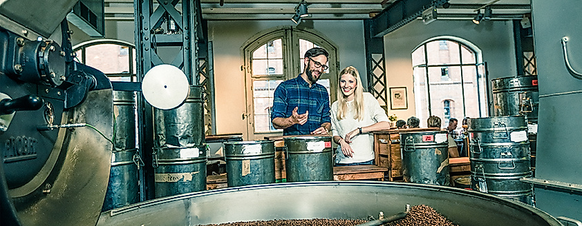 speicherstadt-kaffeeroesterei_kaffeebohnen-mahlen_c-2020_speicherstadt-kaffeeroesterei