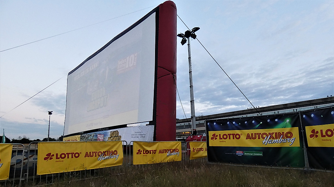 Autokino Trabrennbahn Bahrenfeld