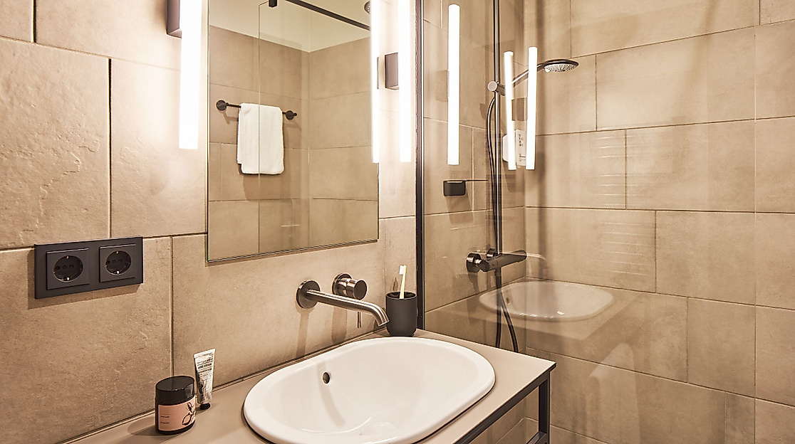 Hood House Hotel Hamburg: Badezimmer