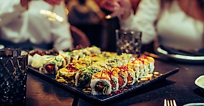 poi-1-tyo-tyo-2500x974