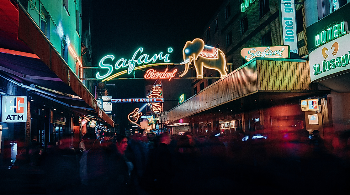 Große Freiheit Dollhouse