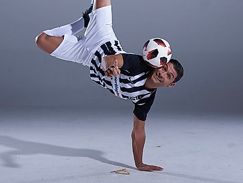 Foto_Saki_Handstand