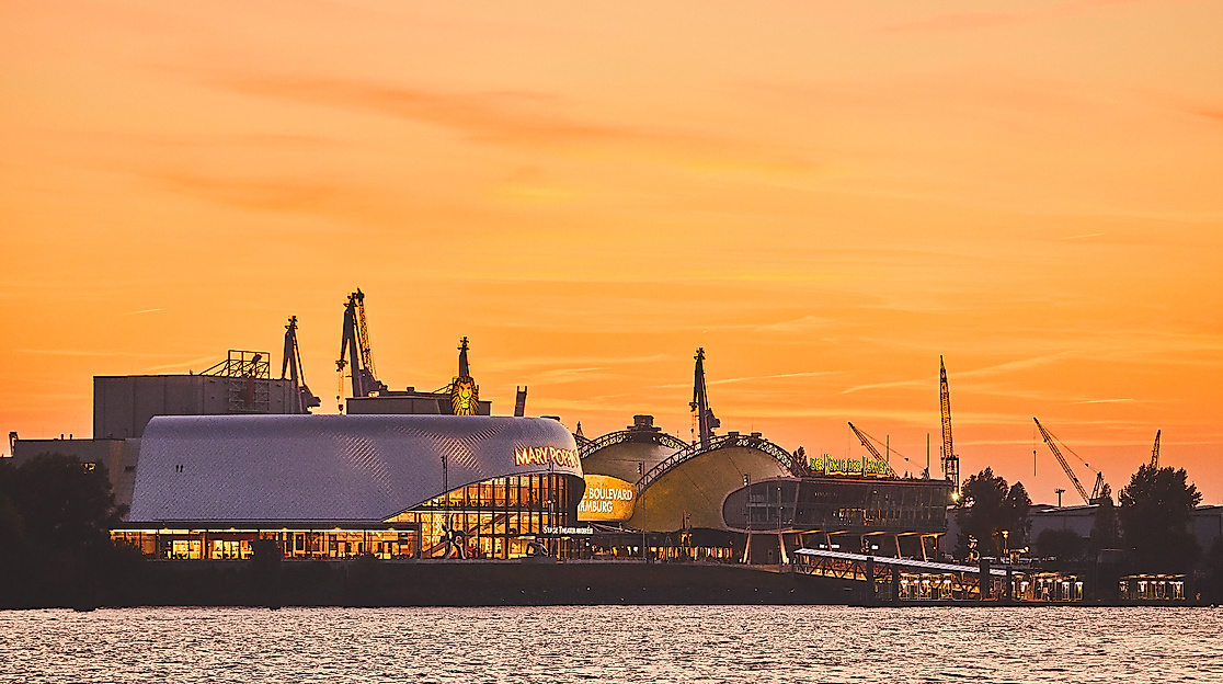 Harbour tour