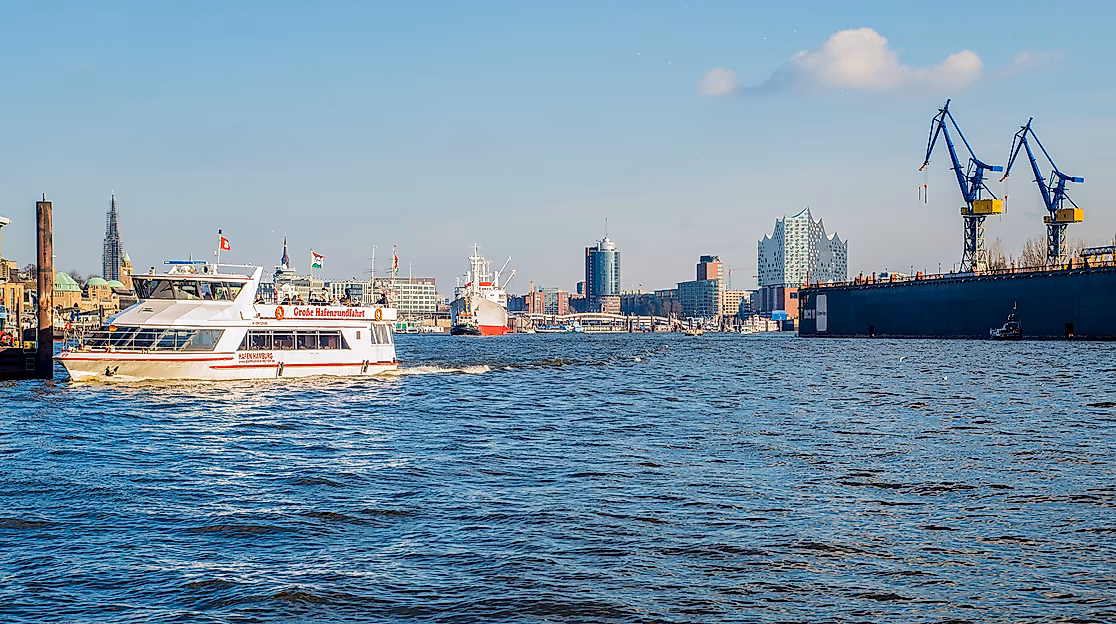 barkassen-meyer_grosse-hafenrundfahrt_c-thomas-gamlow_1