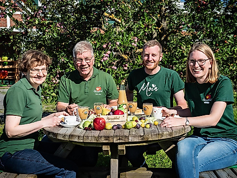 Öffentliche Hofführung auf dem Herzapfelhof