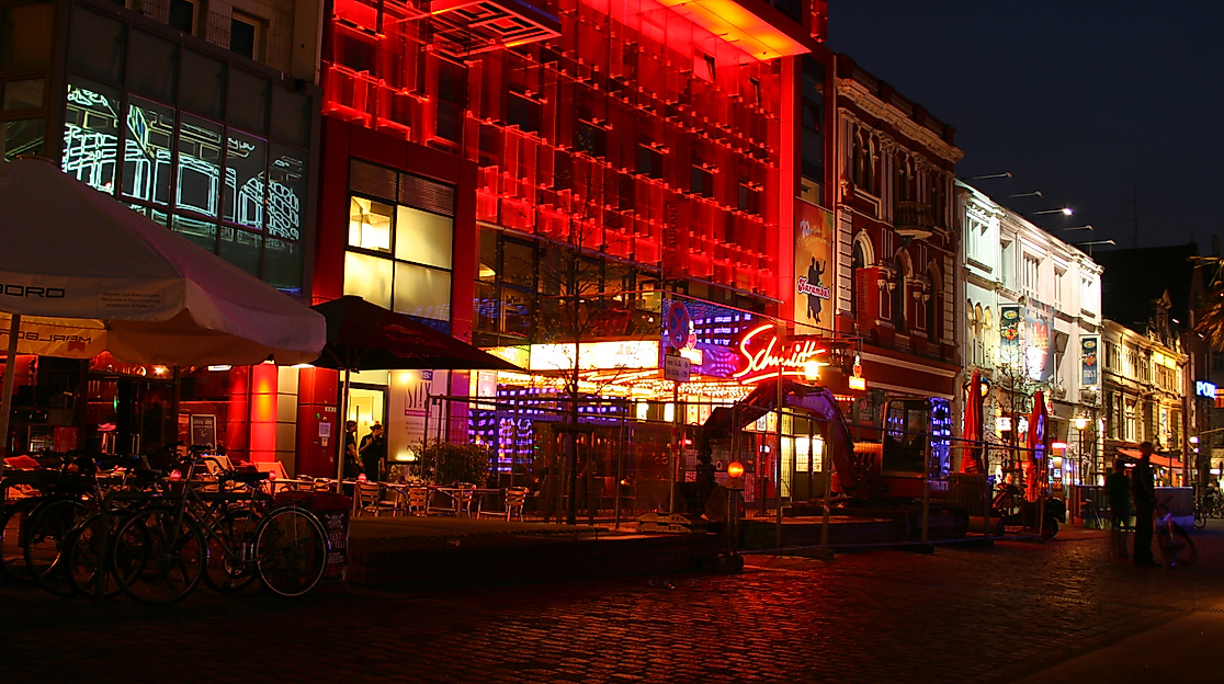 Spielbudenplatz