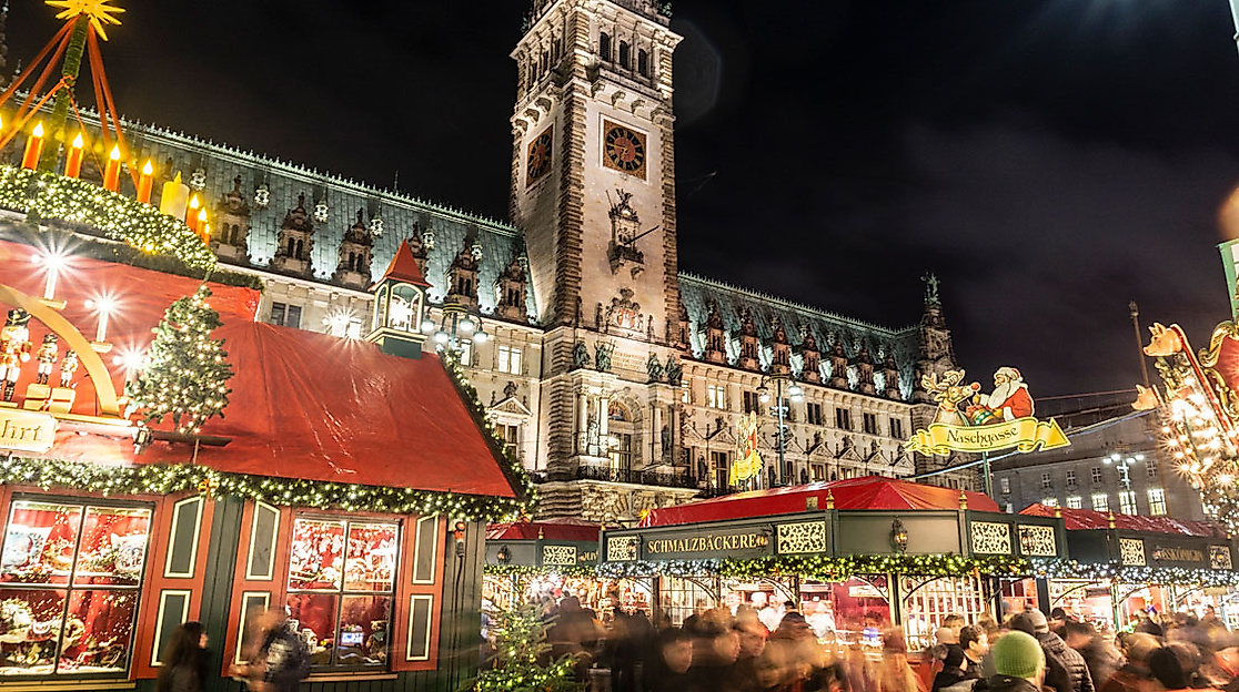 Roncalli Weihnachtsmarkt am Rathausmart Hamburg