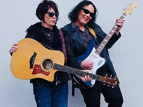 Tanz in den Mai - mit Namoli Brennet, Amy Protscher und Holger Haß - Kulturhaus Wilster