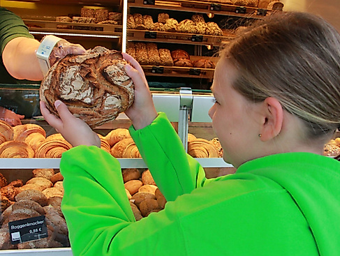 Einkaufen auf dem Wochenmarkt
