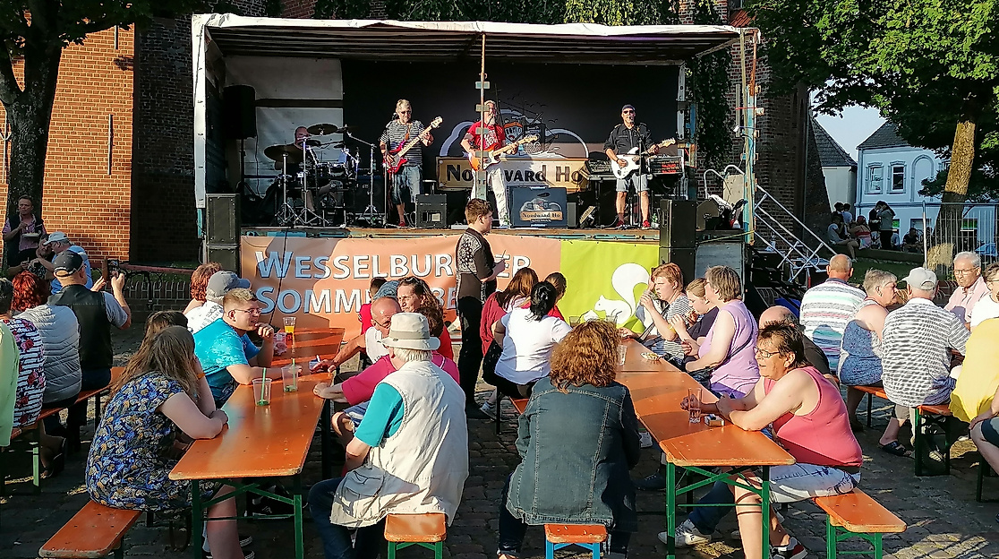 Wesselburener Sommerabende mit "Live-Musik"