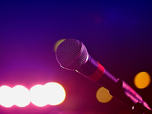 26-12-09 Open stage ©pexels