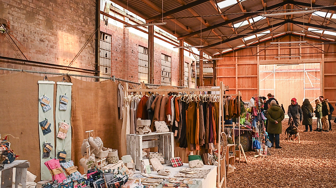 Hof-Markt mit Verkostung und Kunsthandwerk