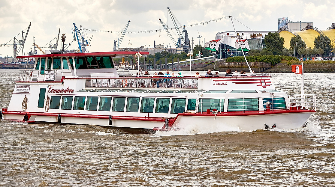 ms-commodore_c-barkassen-meyer-1