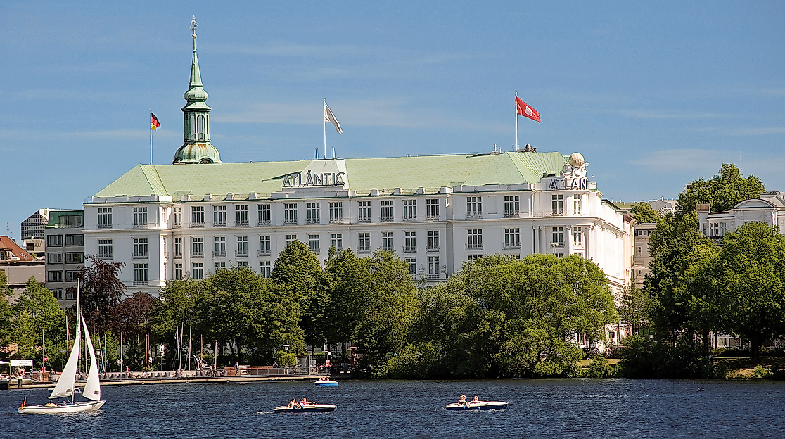 Hotel Atlantic - bei Tag