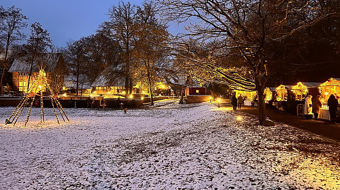 Weihnachtsmarkt auf WildLand