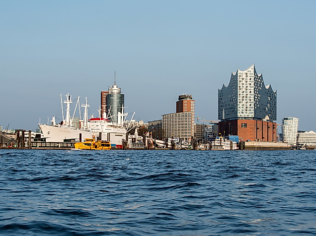 Reisepaket: Pulsierende Metropole am Wasser