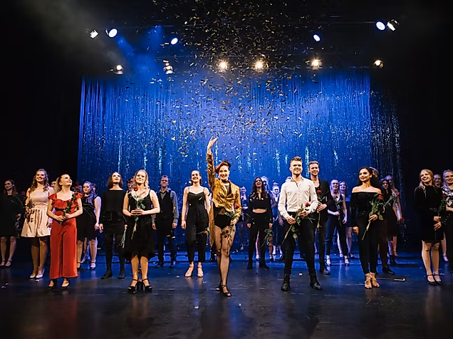 first-stage-theater_c-dennis-mundkowski