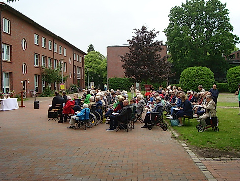 open-air-gottesdienst-Ruediger-Marks