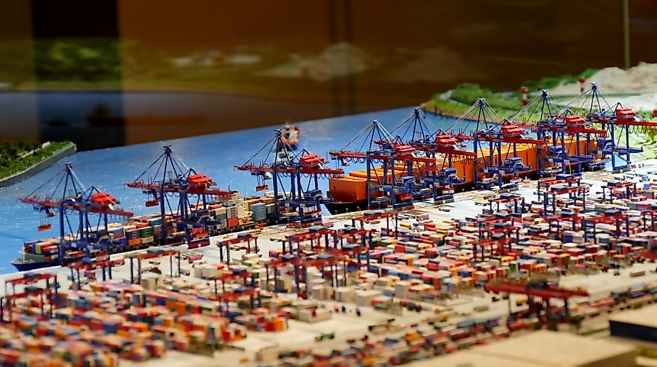 Kapitänsführung - Die internationale Logistickkete - klein