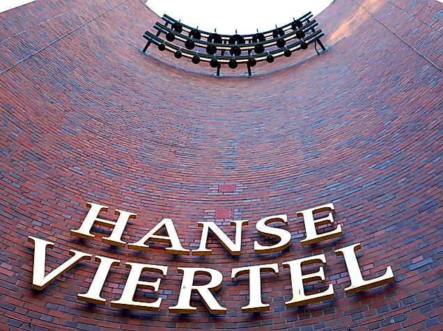 hanseviertel_glockenturm_c-hanseviertel-orange-cube-gunnar-zink