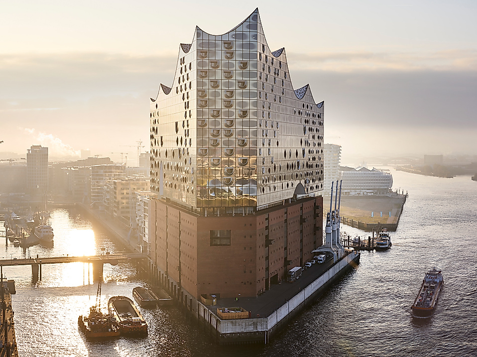 Elbphilharmonie Luftaufnahme Sonnenaufgang