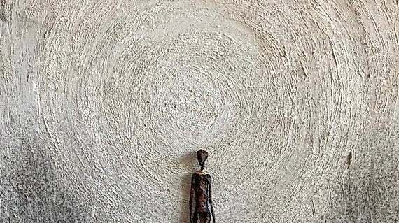 Minimalismus mit figürlichen Elementen