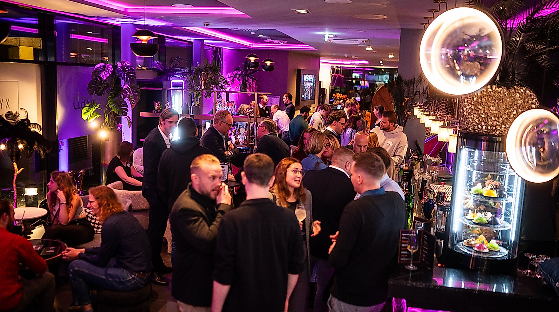 20241024_Überstunde_NYX-2588_FullHD-min