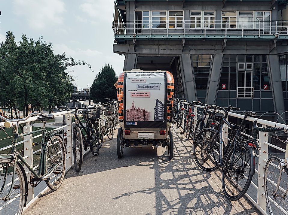 Mit der Rikscha durch Hamburg