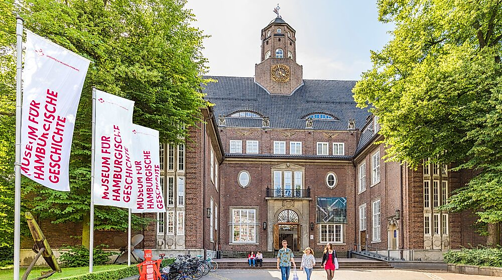 Museum-fuer-Hamburgische-Geschichte-.jpg