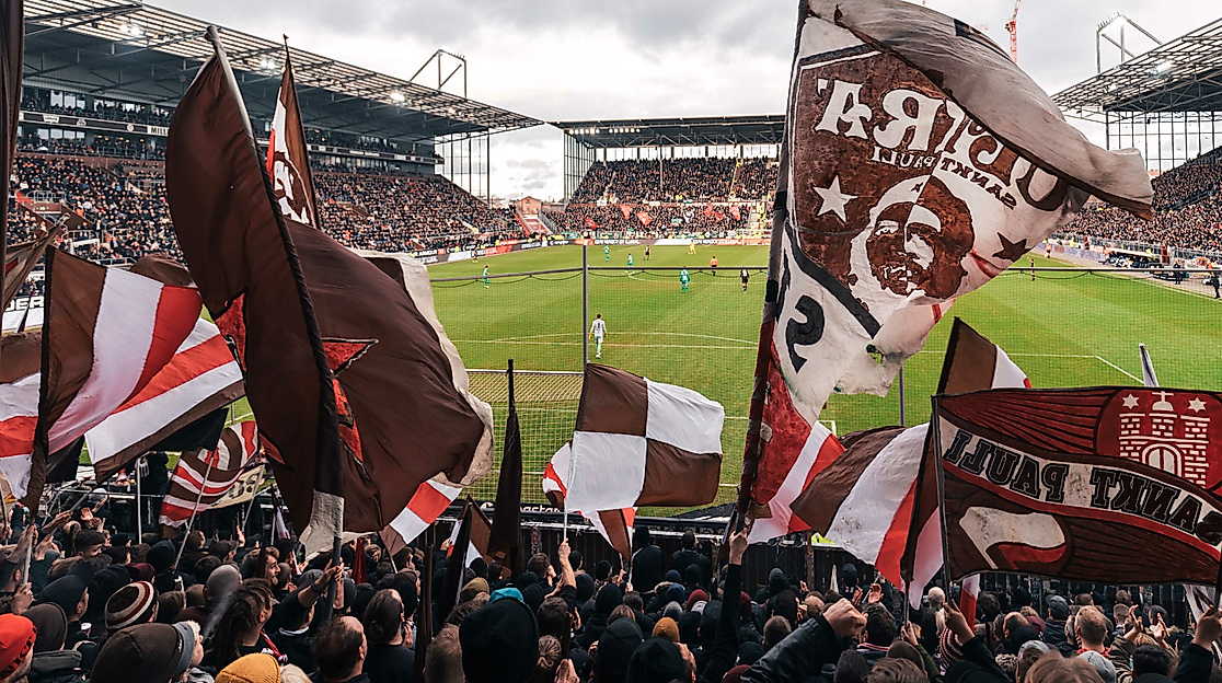 l-blick-von-der-suedtribuene-fc-st-pauli