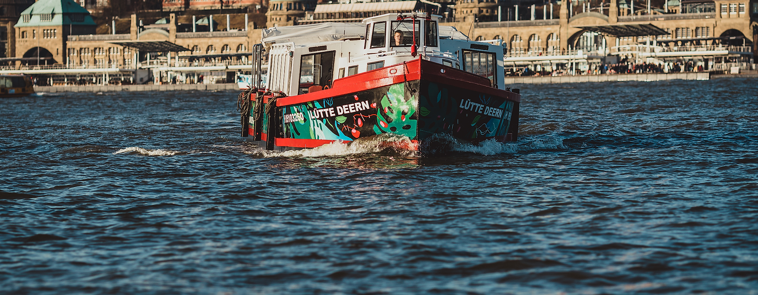 barkassen-meyer-flotte_c-stephan-bestmann-2