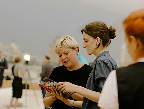 kate-bezzubets-w2h5TeMdB88-unsplash