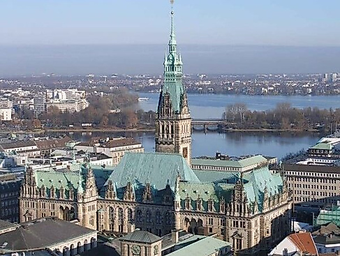 rathaus-hamburg