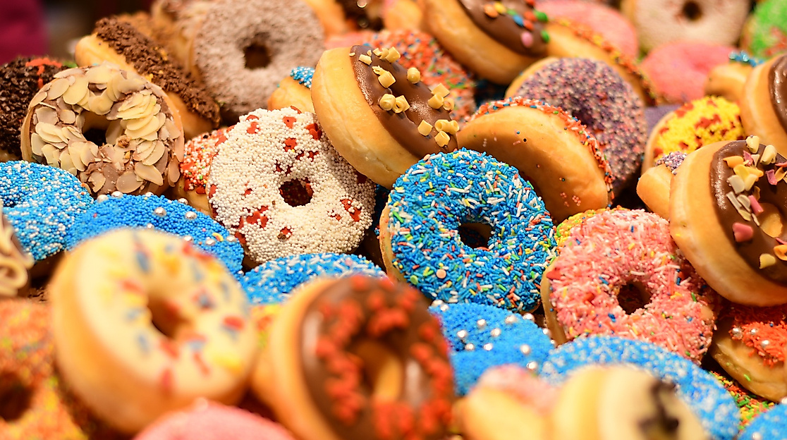 royal-donuts_donuts-2969490_1920_c-bild-von-edward-lich-auf-pixabay