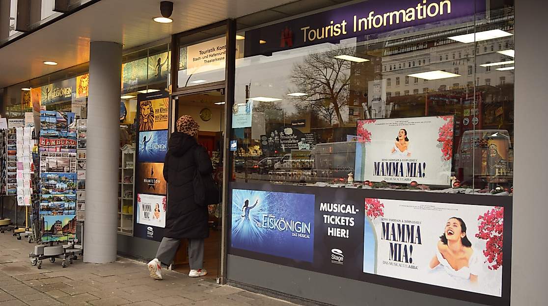 Tourist Information Landungsbrücken Eingang