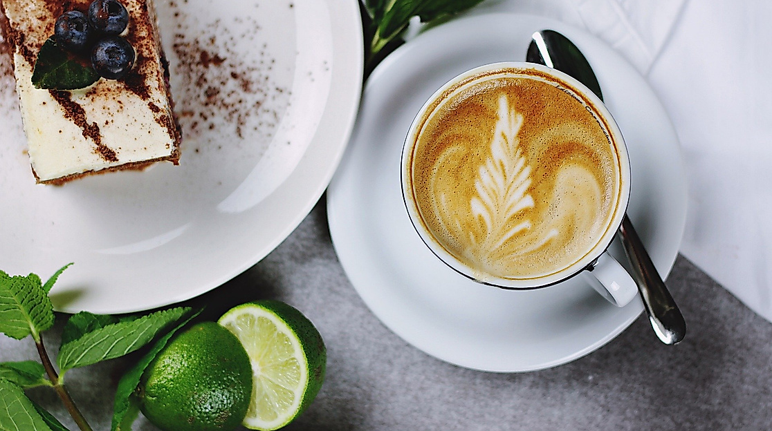 coffee-and-cake_c_2016_pexels